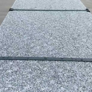 中山 芝麻黑火烧面毛板，条板，半成品