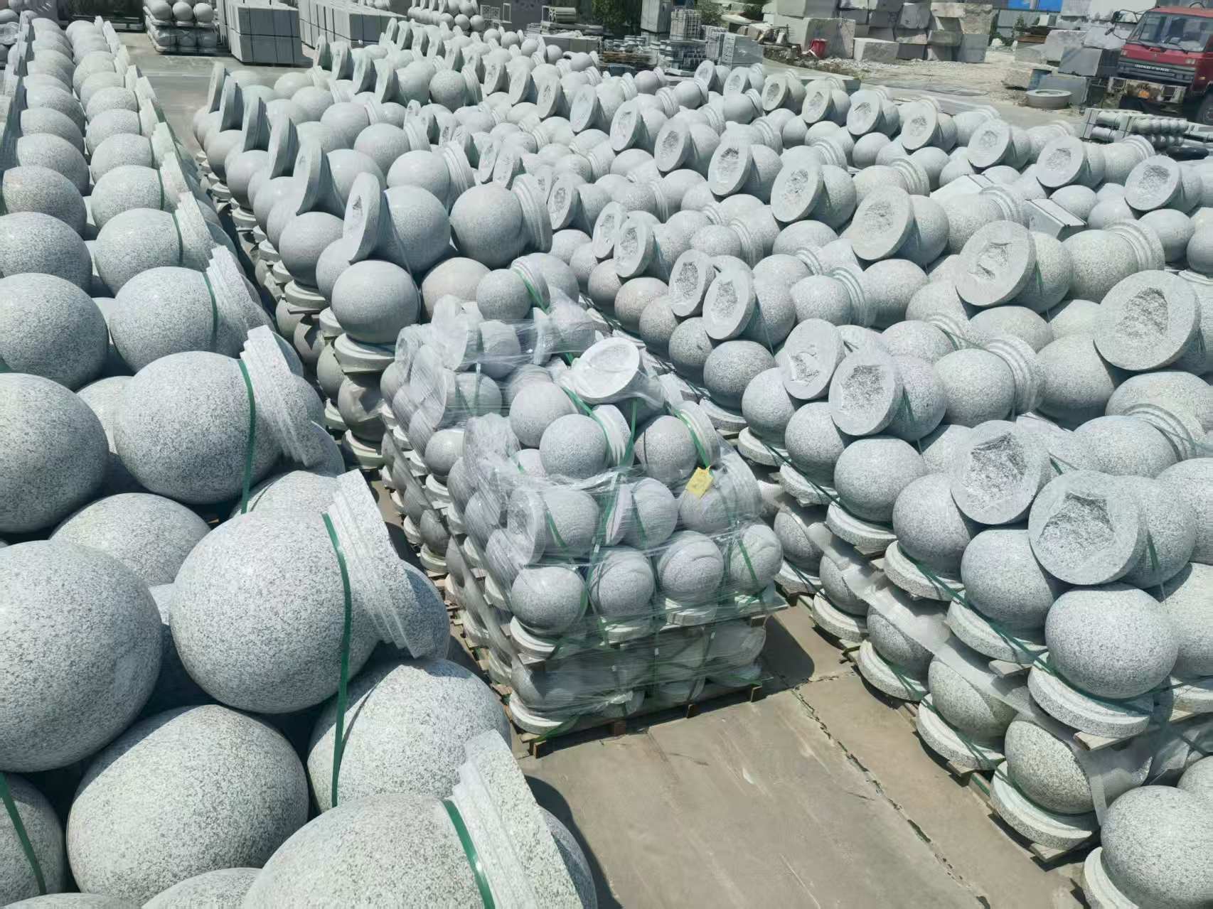 中山 花岗岩实心圆球，石球，挡车球，挡车石，车止石，路障石。