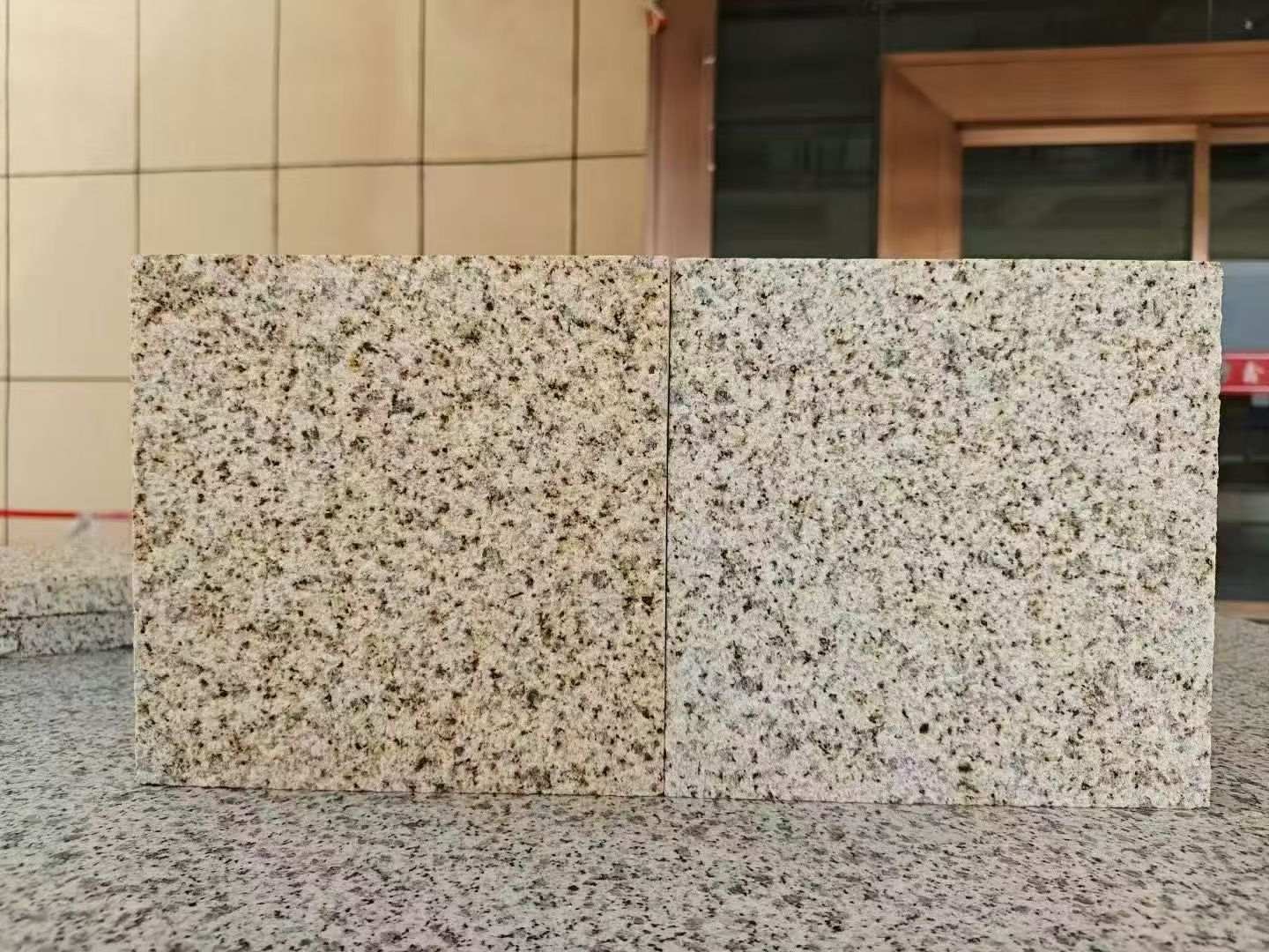 中山 黄金麻荔枝面，中黄与浅黄