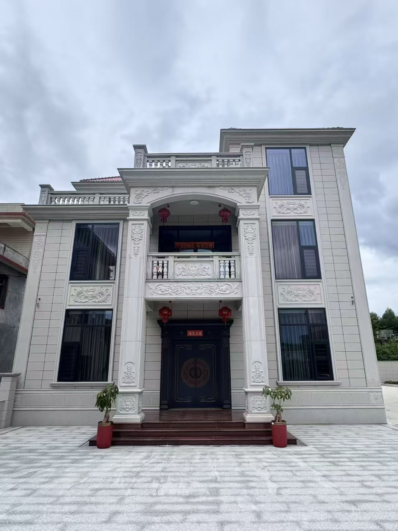 中山 芝麻白石材别墅干挂案例展示