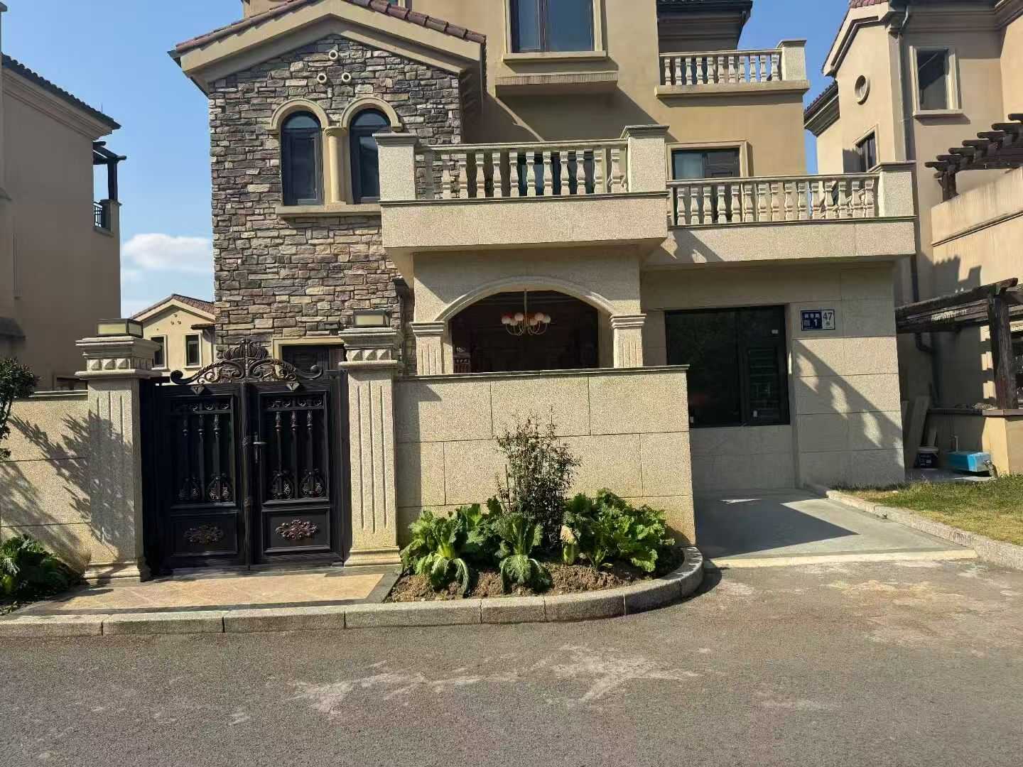 中山黄金麻别墅干挂效果展示