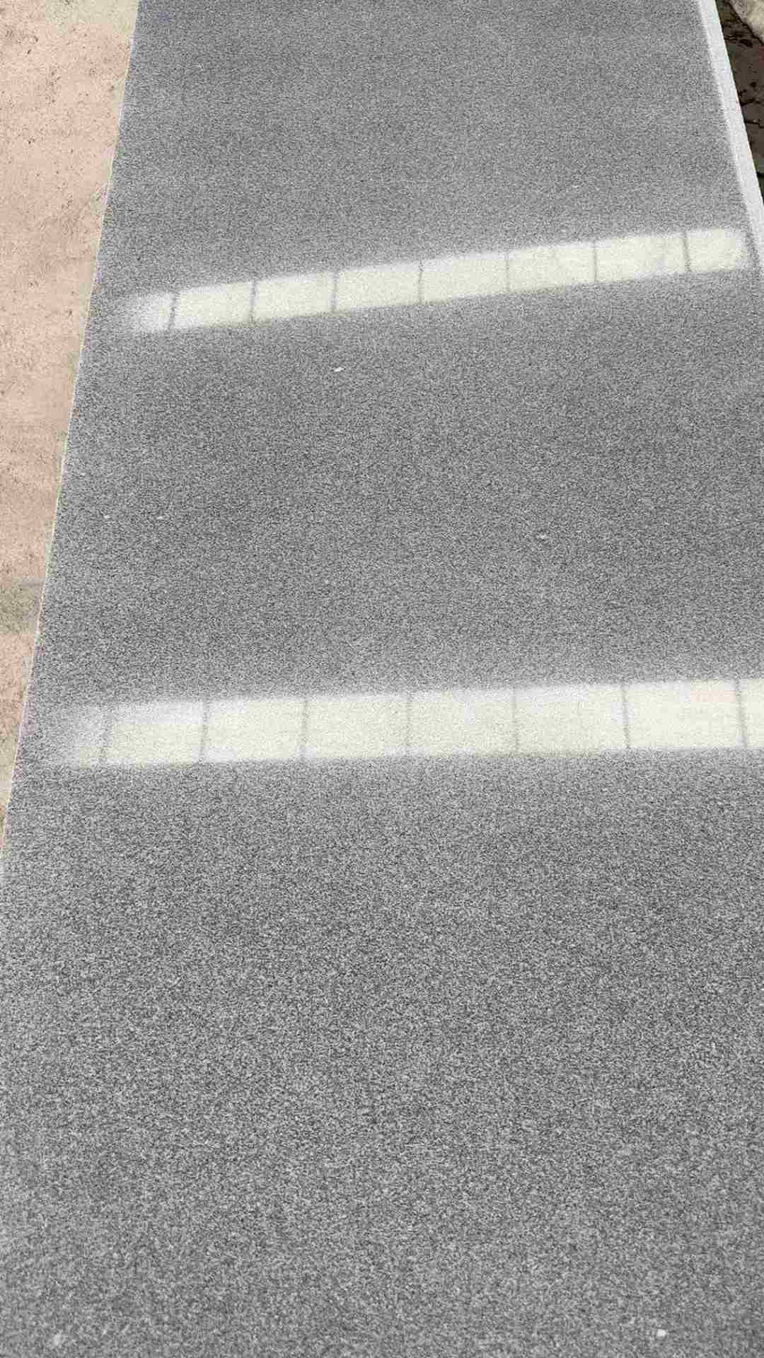 中山 芝麻灰光面