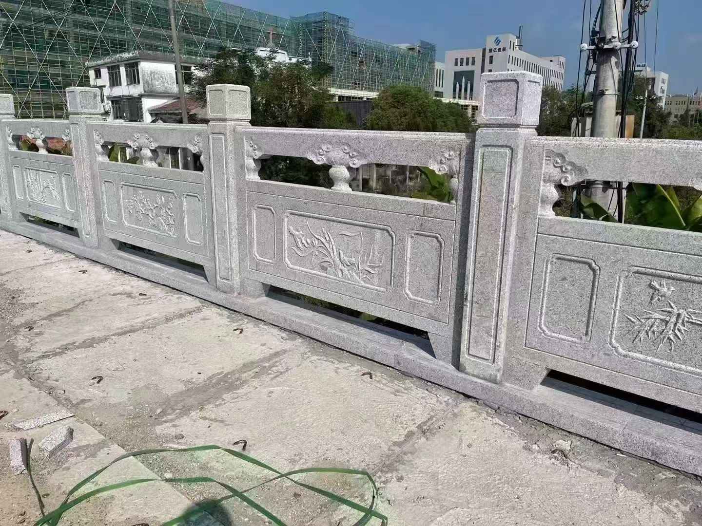 中山 芝麻白栏杆