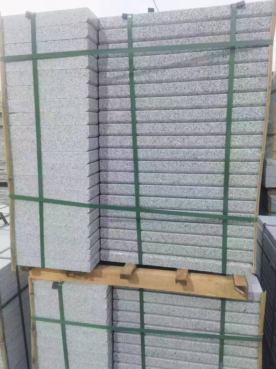 中山 5公分芝麻白，倒斜角，室外楼梯踏步