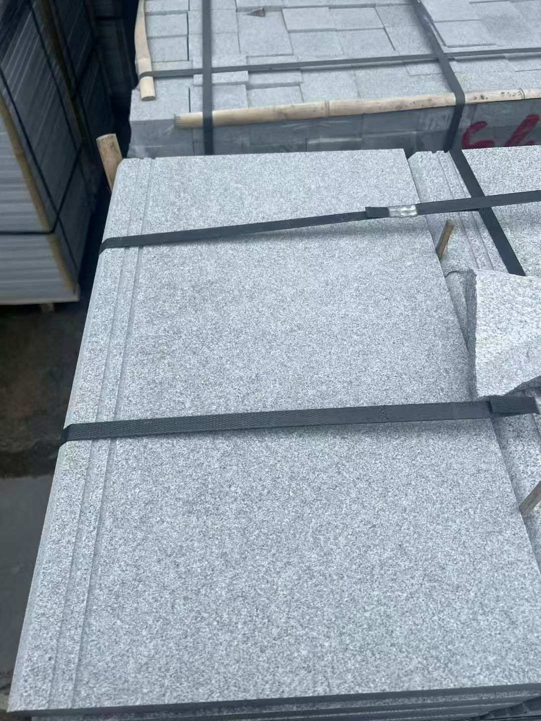 中山 芝麻灰火烧面拉槽台阶